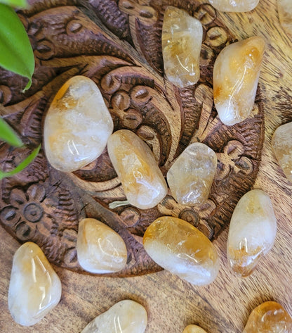 HT Citrine Tumbled Healing Crystal: Vibrant Energy and Abundant Positivity