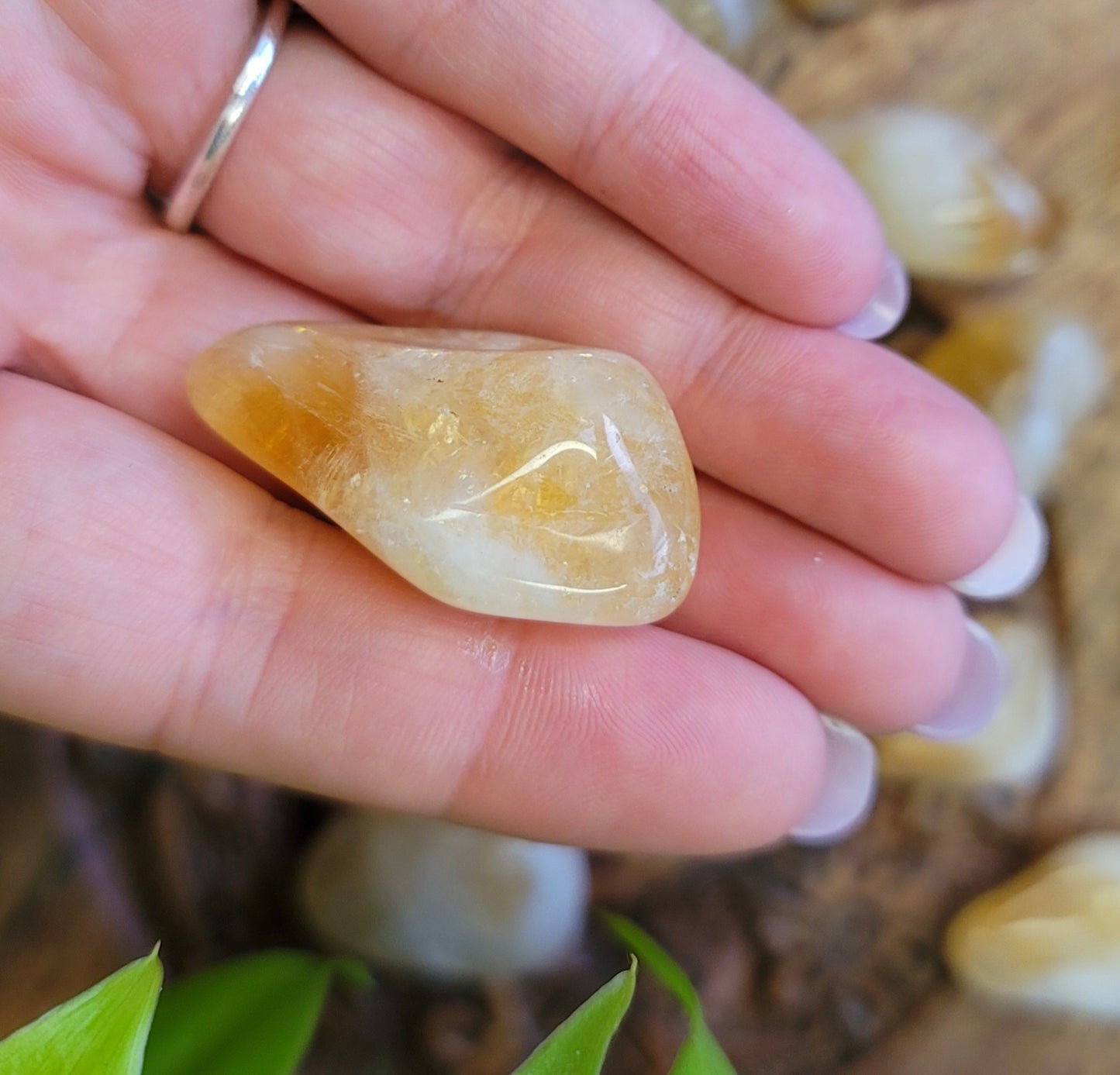 HT Citrine Tumbled Healing Crystal: Vibrant Energy and Abundant Positivity