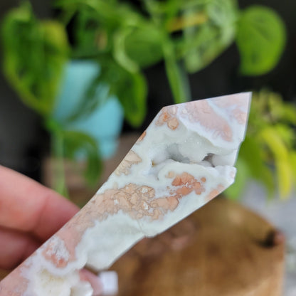 Pink Agate Tower – Soothing Energy & Heart Healing Crystal