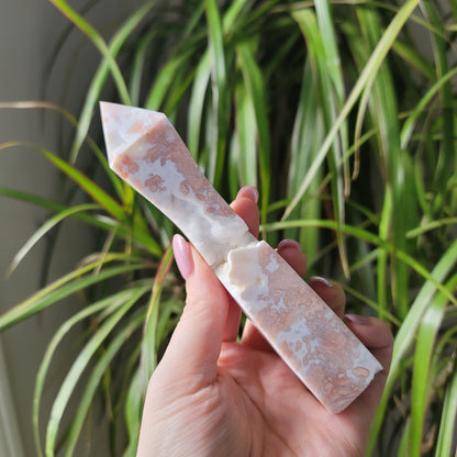 Pink Agate Tower – Soothing Energy & Heart Healing Crystal