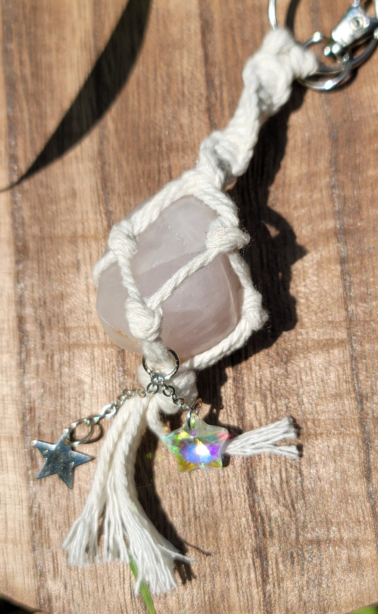 Create Your Own Crystal Keychain with Charms: Handmade Elegance and Positive Energy