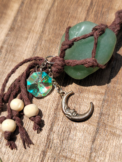 Create Your Own Crystal Keychain with Charms: Handmade Elegance and Positive Energy