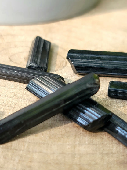 Black Tourmaline Pieces for Crystal Grid: Protection and Grounding Energy