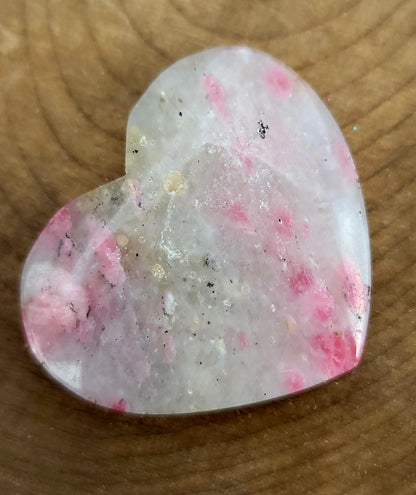 Pink & Black Tourmaline in Quartz Heart – Protection, Self-Love & Emotional Balance