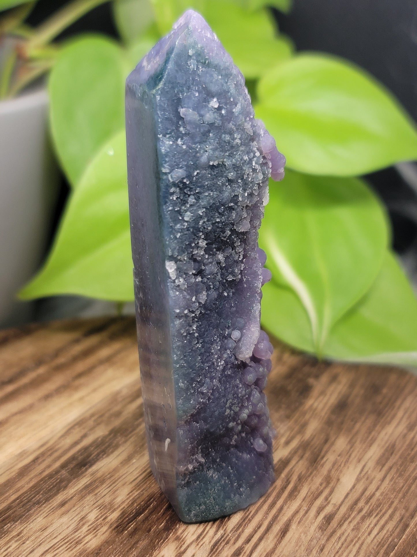 Grape Agate Tower – Intuition, Emotional Healing & Inner Peace