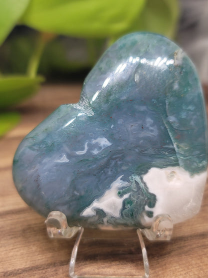 Moss Agate Heart: Earthy Connection and Nurturing Energy