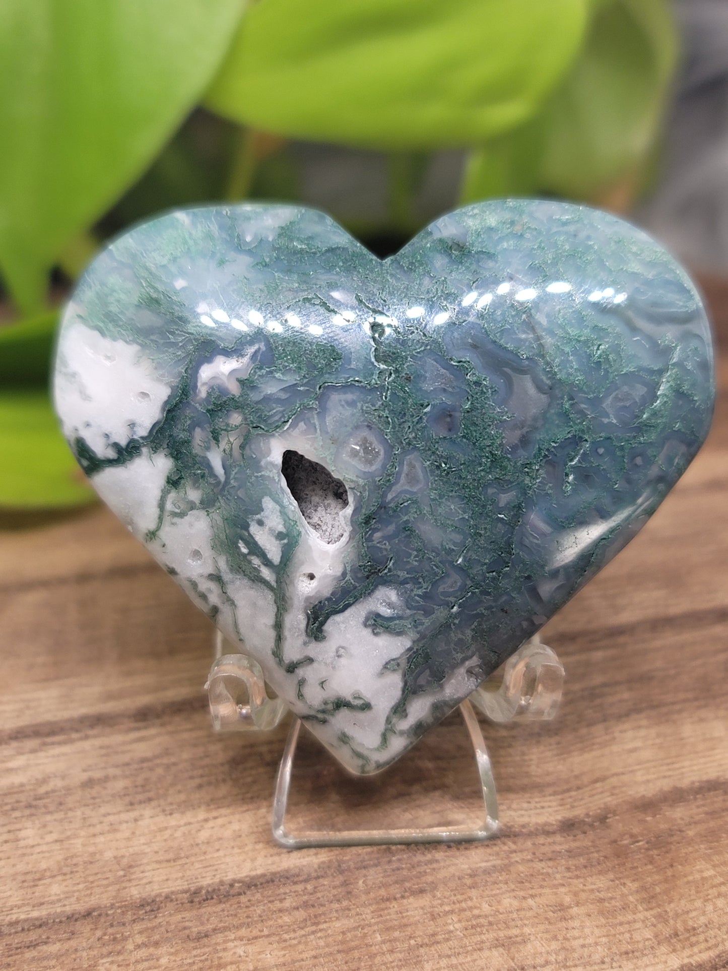 Moss Agate Heart: Earthy Connection and Nurturing Energy