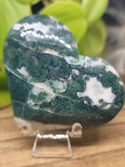 Moss Agate Heart: Earthy Connection and Nurturing Energy
