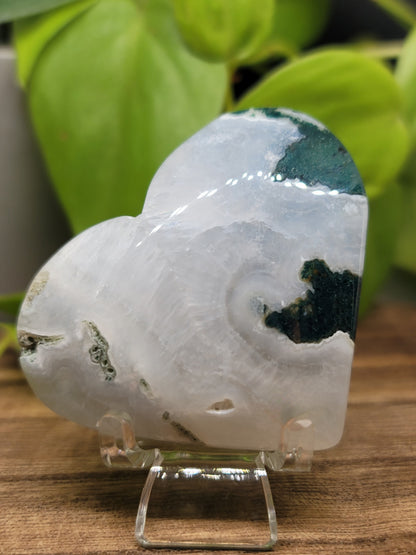 Moss Agate Heart: Earthy Connection and Nurturing Energy