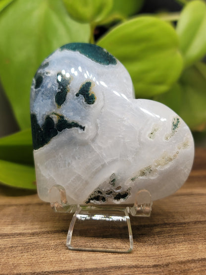 Moss Agate Heart: Earthy Connection and Nurturing Energy