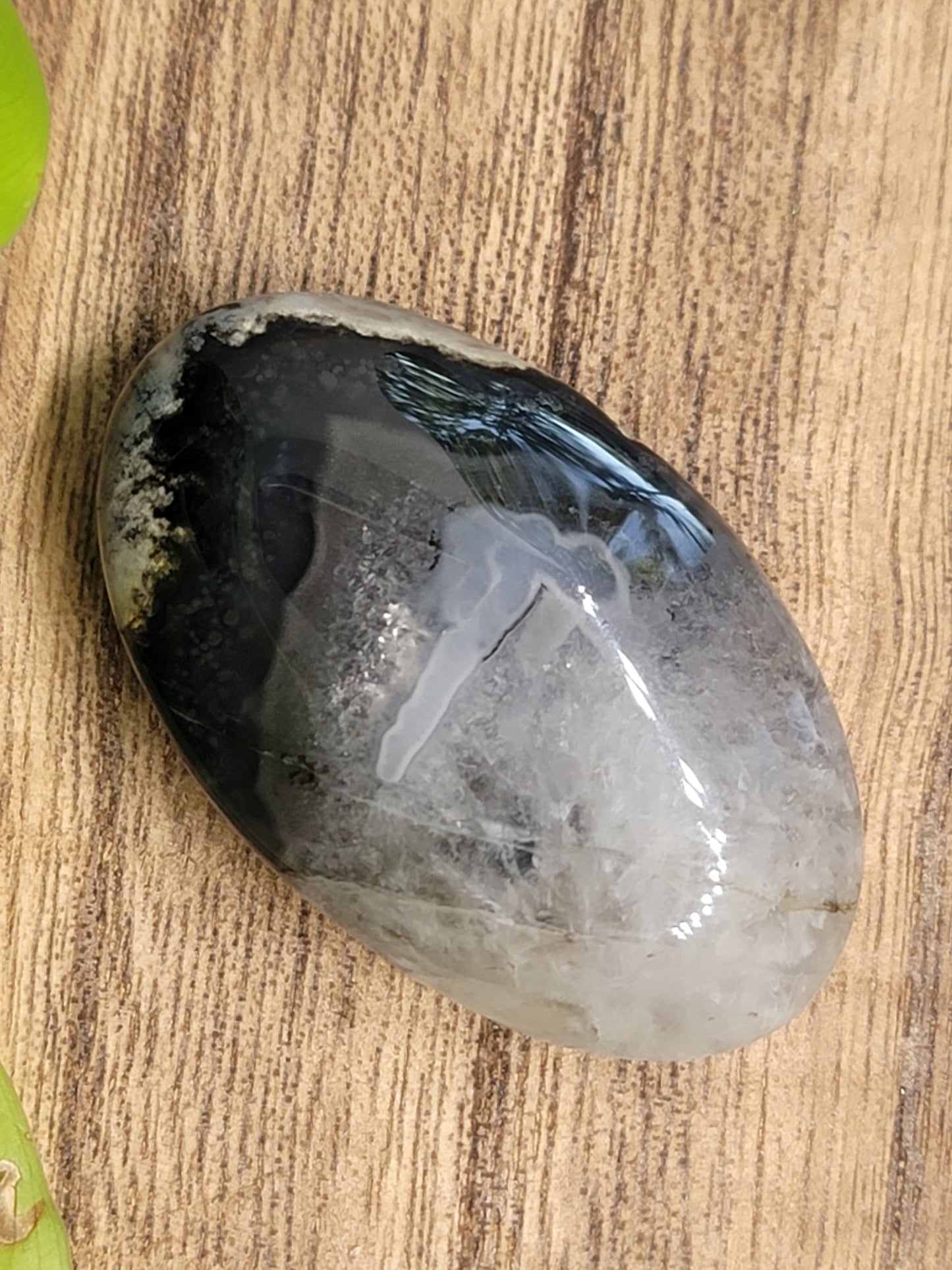 Volcanic Agate Palmstone: Grounding Energy and UV Reactive Magic