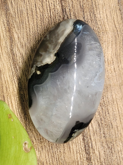 Volcanic Agate Palmstone: Grounding Energy and UV Reactive Magic