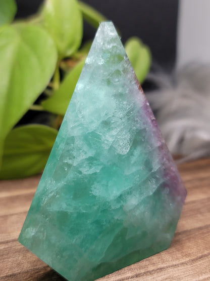 Green Fluorite Free Form: Heart-Centered Healing and Clarity