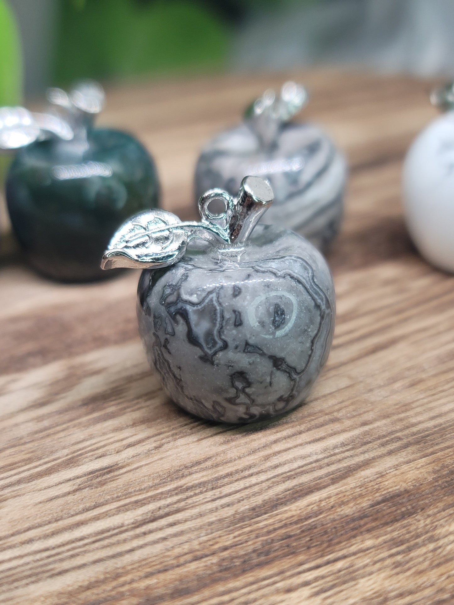Mini Apple Crystal with Silver Leaf Charm: Symbol of Abundance and Wisdom