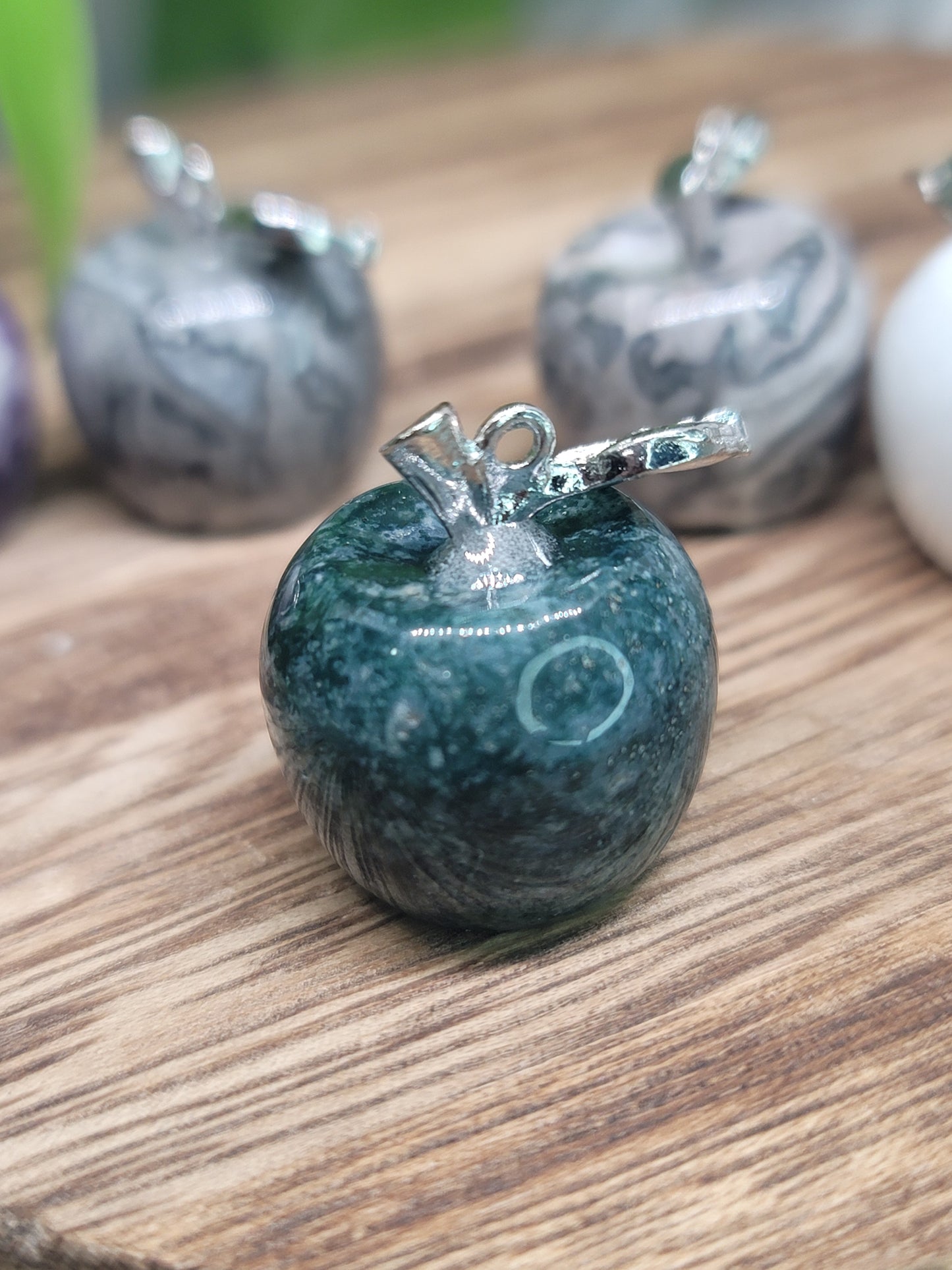 Mini Apple Crystal with Silver Leaf Charm: Symbol of Abundance and Wisdom