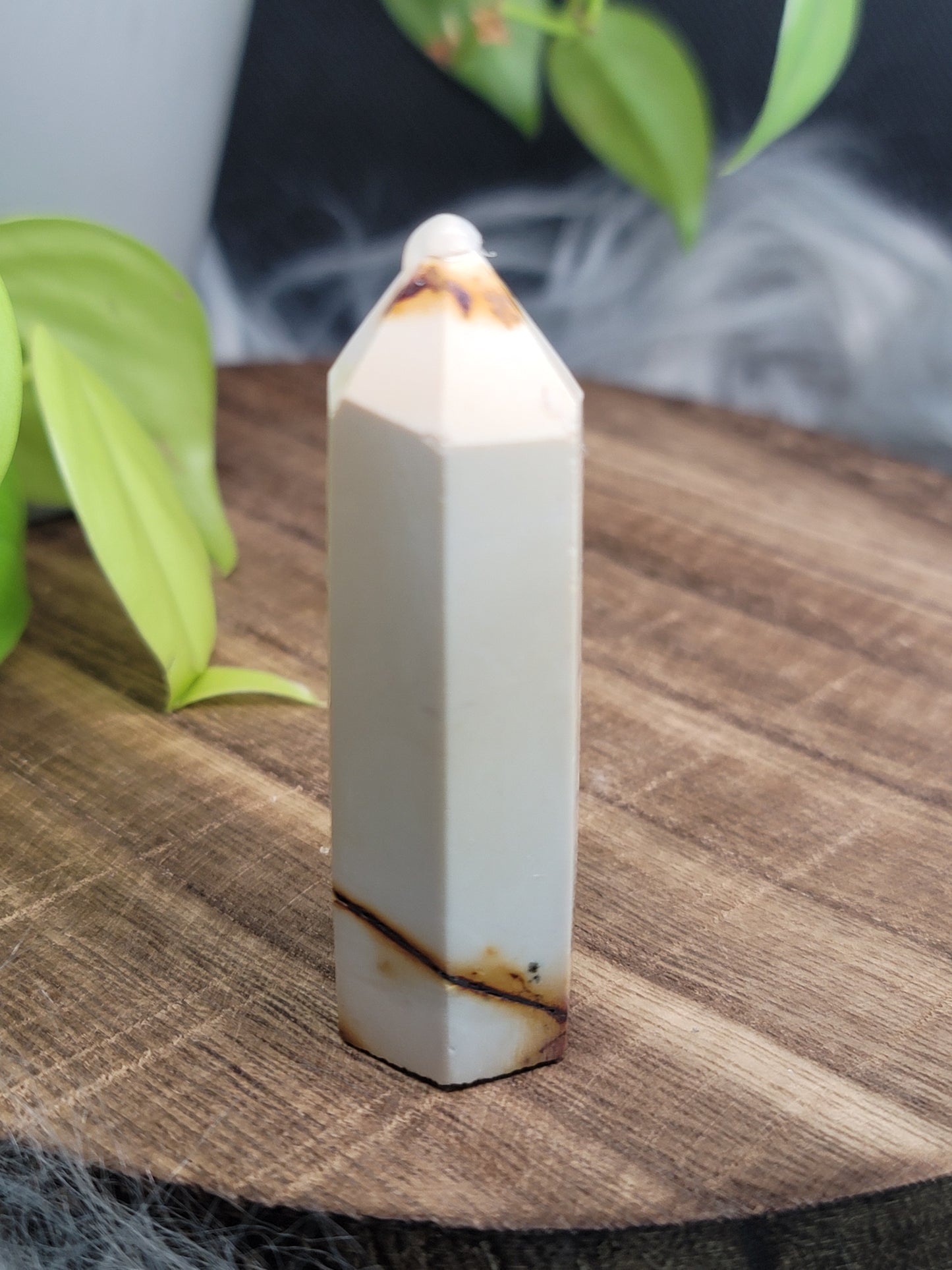 Mookaite Point: Grounding Energy for Bold Adventures