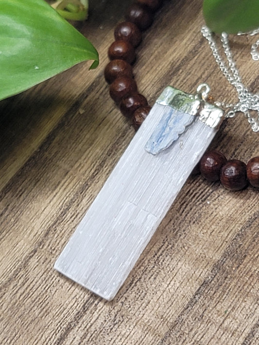 Raw Kyanite & Selenite Necklace – Energy Cleansing & Spiritual Protection