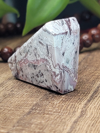 Mexican Crazy Lace Agate – Joy, Confidence & Emotional Balance