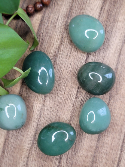 Green Aventurine Tumble – Luck, Growth & Heart-Centered Confidence
