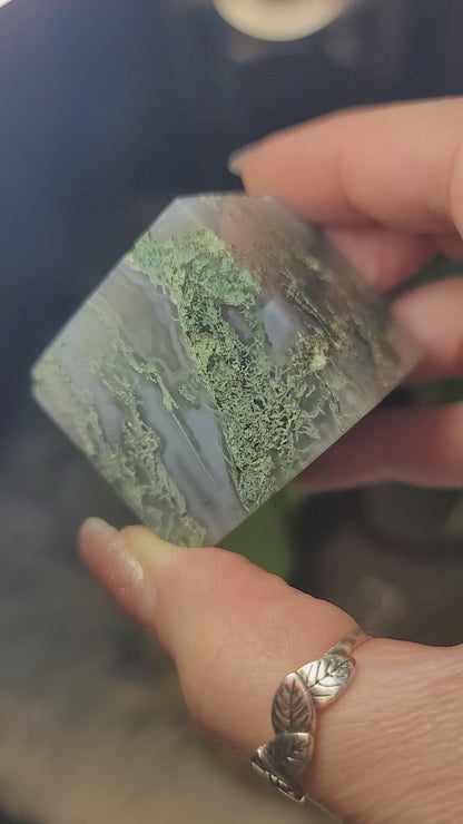 Moss Agate Cube – Stability, Growth & Earth-Aligned Energy