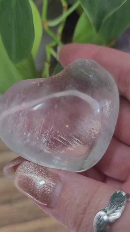 Iceland Spar Heart – Clarity, Expansion & Energetic Reset
