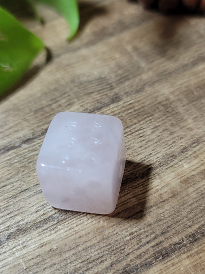 Crystal Dice – Intuitive Energy, Playful Ritual & Manifestation Magic