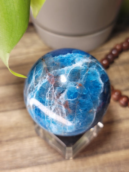 Blue Apatite Sphere – Clarity, Motivation & Visionary Energy