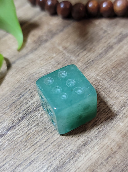 Crystal Dice – Intuitive Energy, Playful Ritual & Manifestation Magic